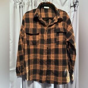 Women’s Flannel Button Up